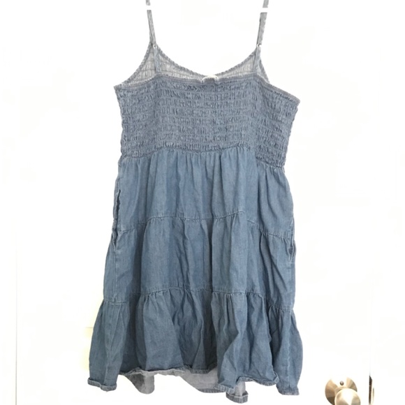 Bluenotes 100% Cotton Chambray Smocked Tiered Mini Dress XL Pockets Denim - Picture 3 of 12